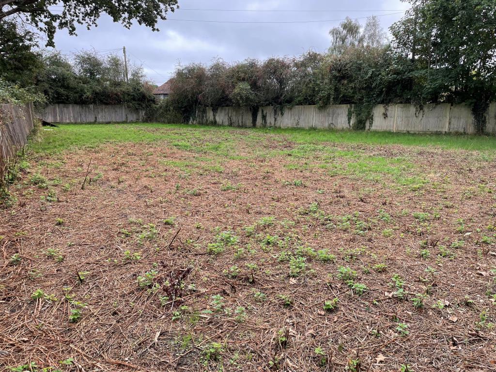 Lot: 28 - VACANT LAND OF APPROXIMATELY 0.25 ACRES - 